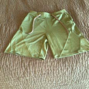 Hylete large shorts